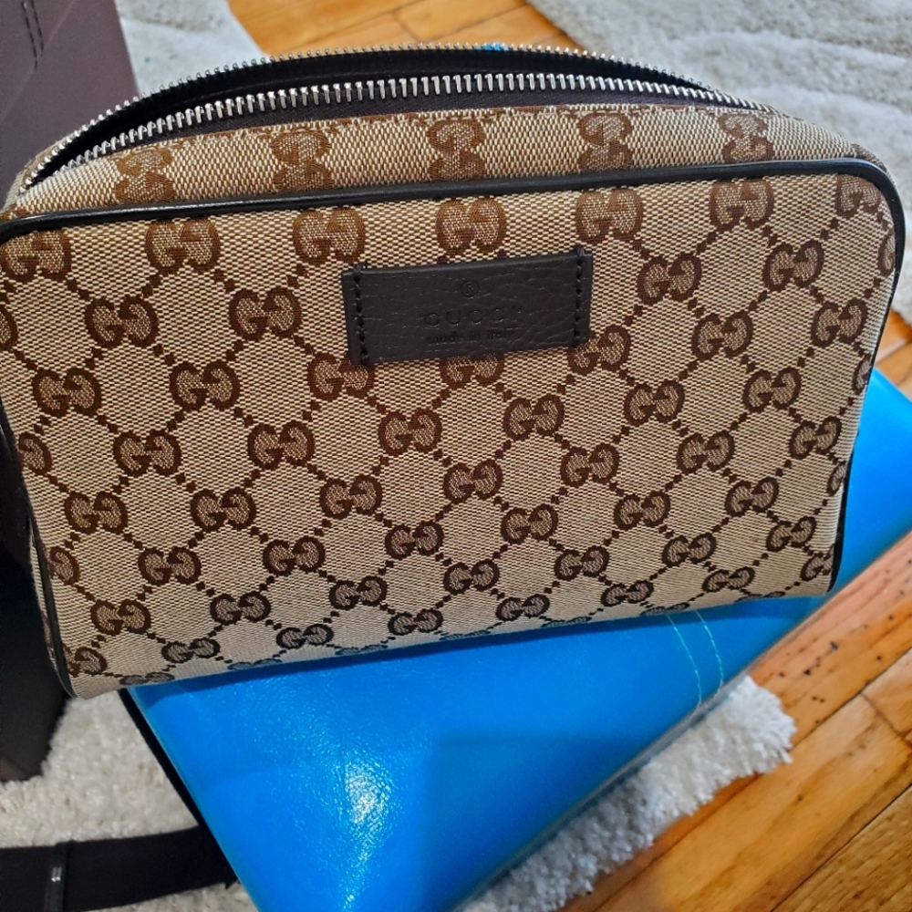 Gucci Pouch